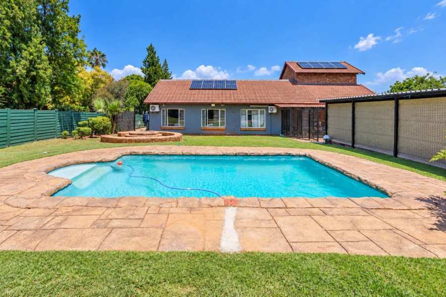3 Bedroom Property for Sale in Melodie North West